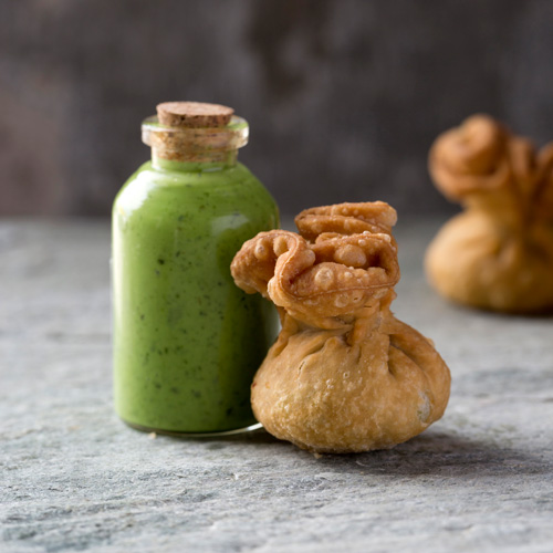 Potato Potli with Chutney